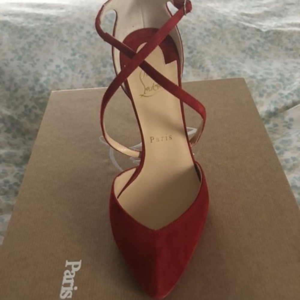 Christian Louboutin Crossbreche 100